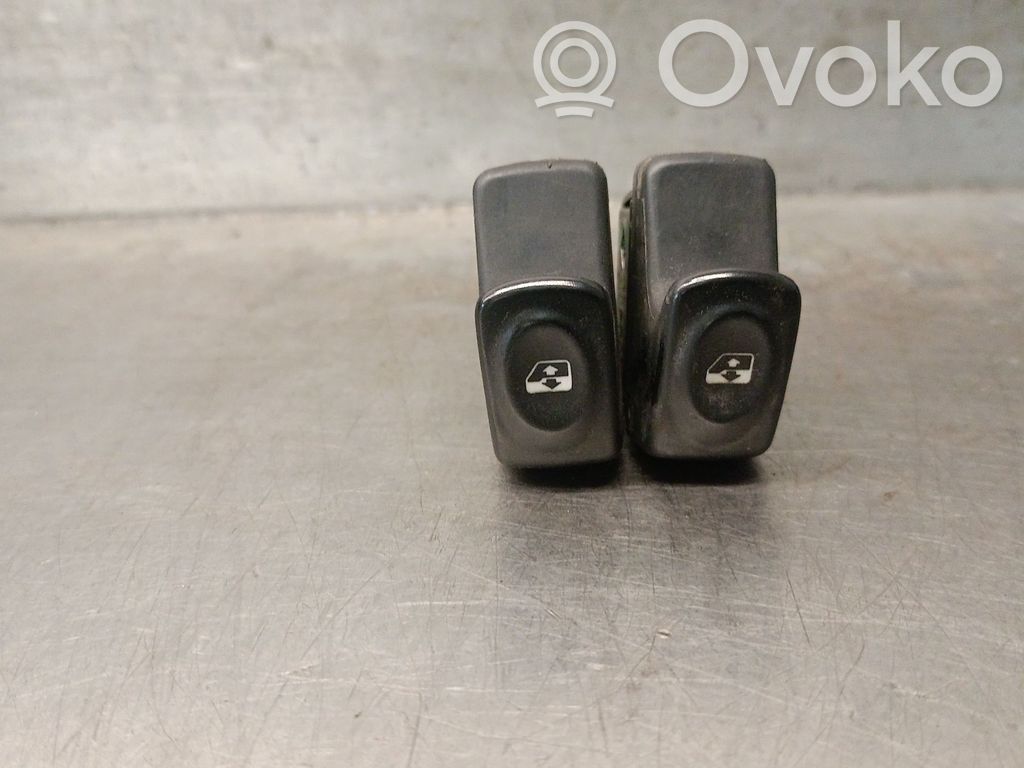 Renault Kangoo I Electric window control switch 