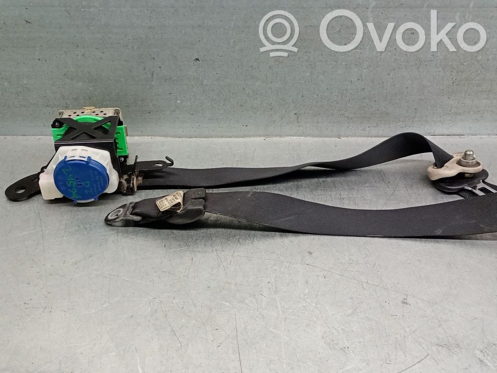 Mazda 6 Front seatbelt 