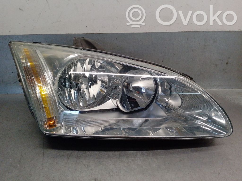 Ford Focus Faro/fanale 