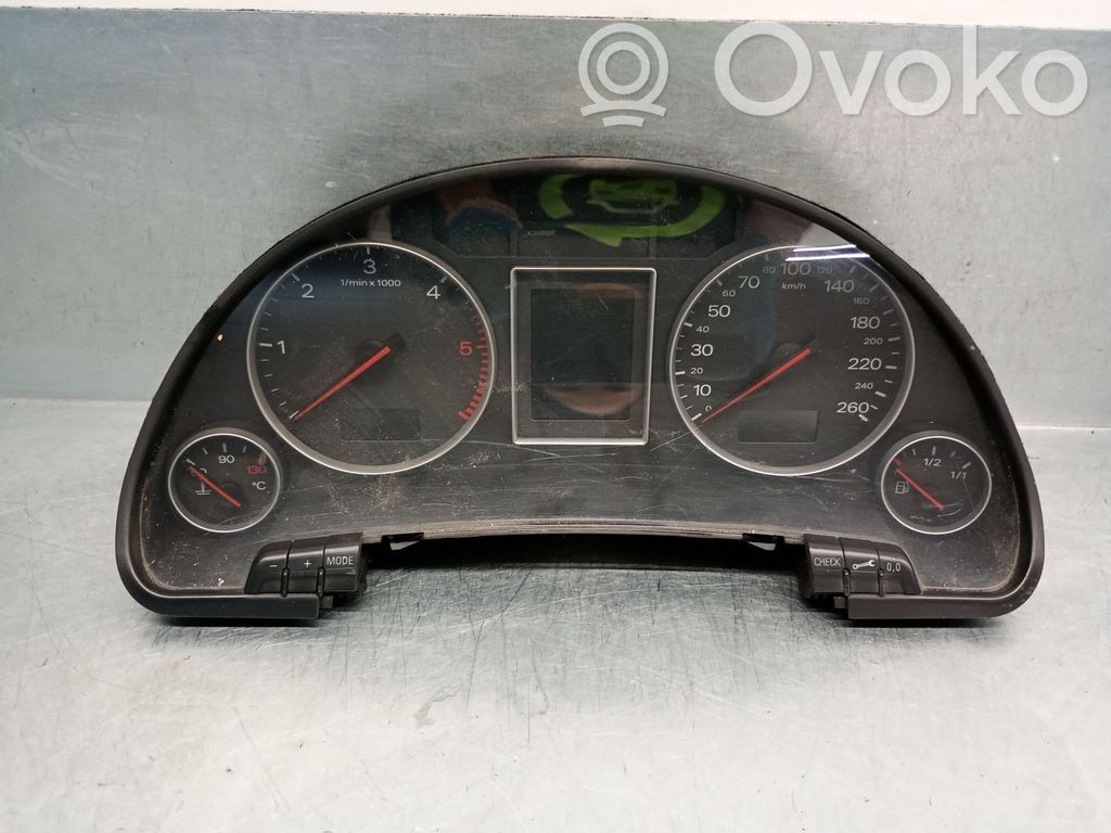 Audi A4 S4 B6 8E 8H Nopeusmittari (mittaristo) 