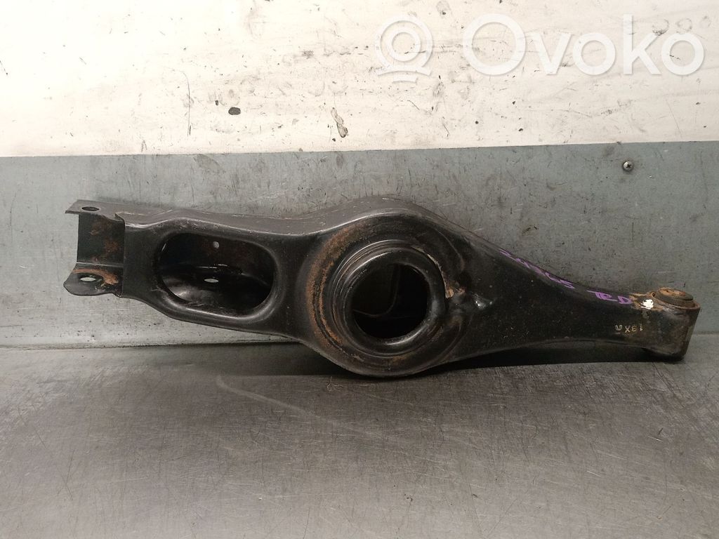 Mitsubishi Montero Querlenker hinten 