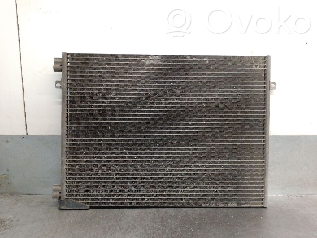 Opel Vivaro Radiateur condenseur de climatisation 