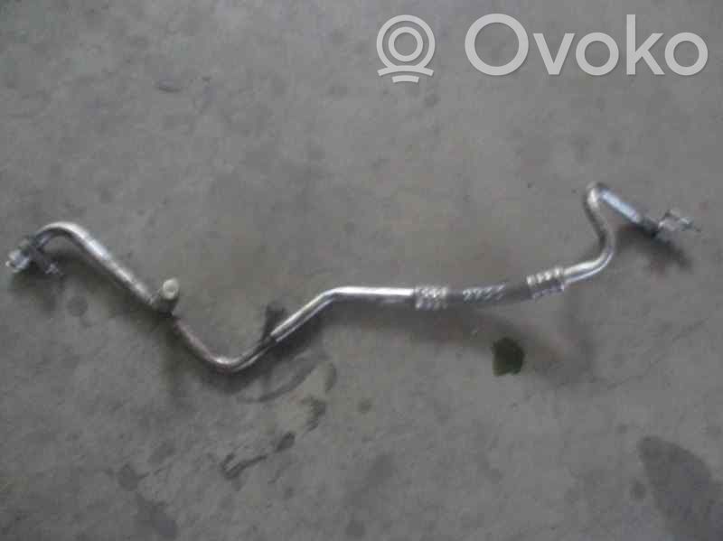 Ford Focus Air conditioning (A/C) pipe/hose 