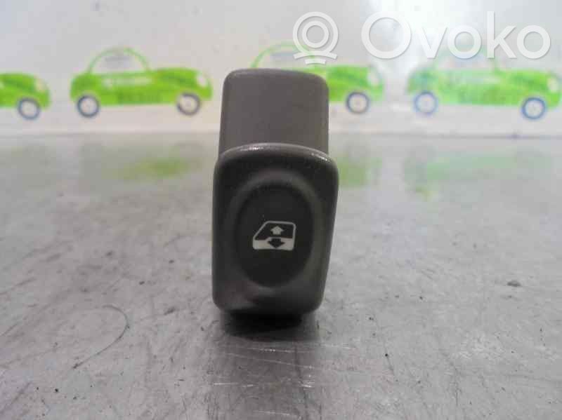 Renault Scenic I Interruttore di controllo dell’alzacristalli elettrico