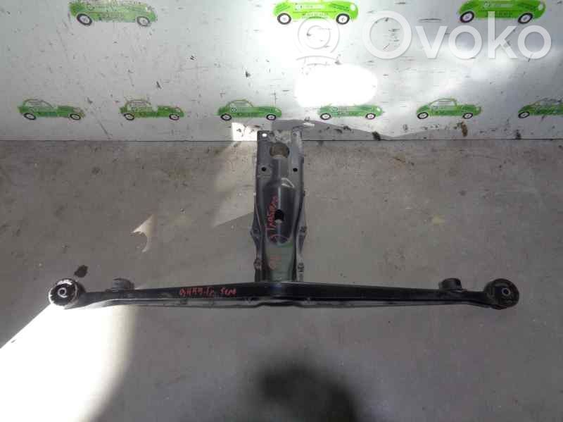 Subaru Impreza II Aizmugurējā tilta sija ar reduktoru 