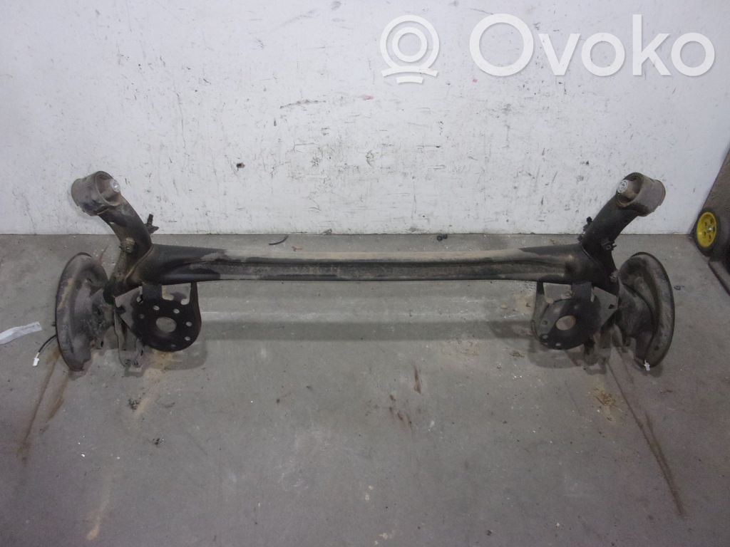 Toyota Yaris Eje trasero con reductor 