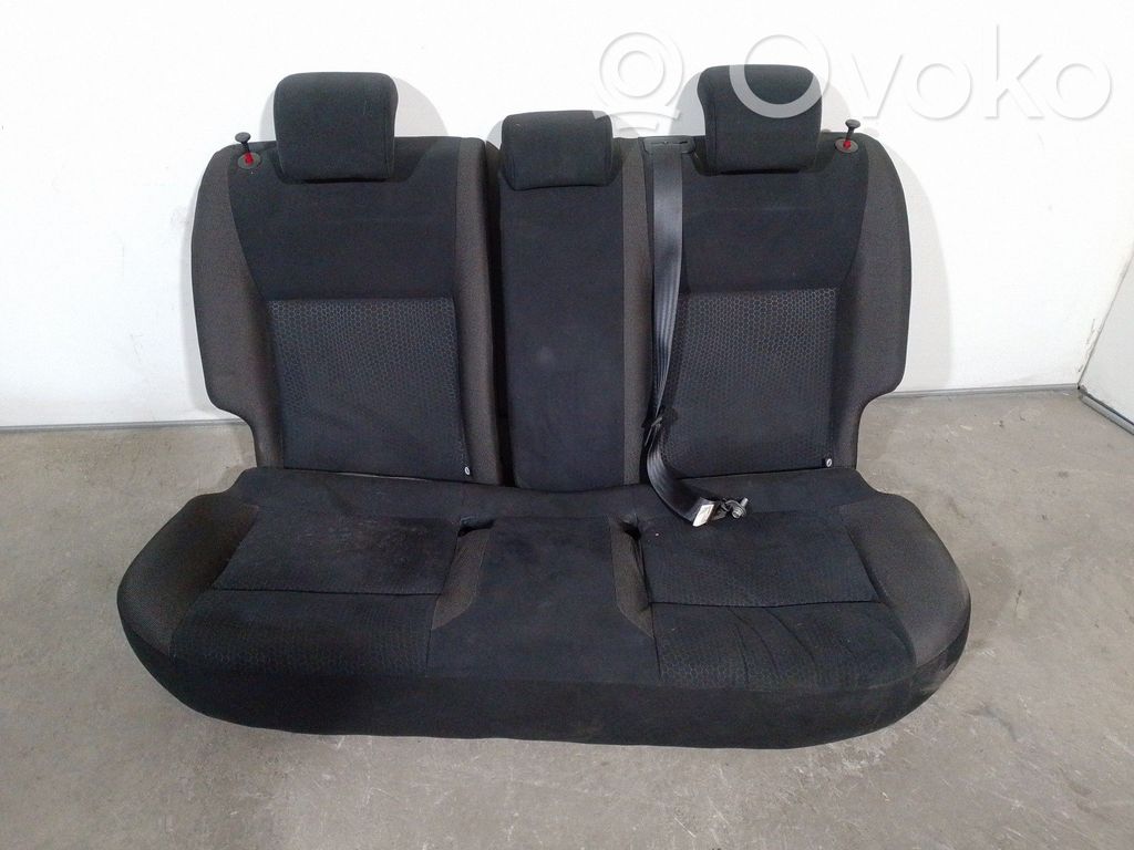 Nissan Juke I F15 Scaun spate 