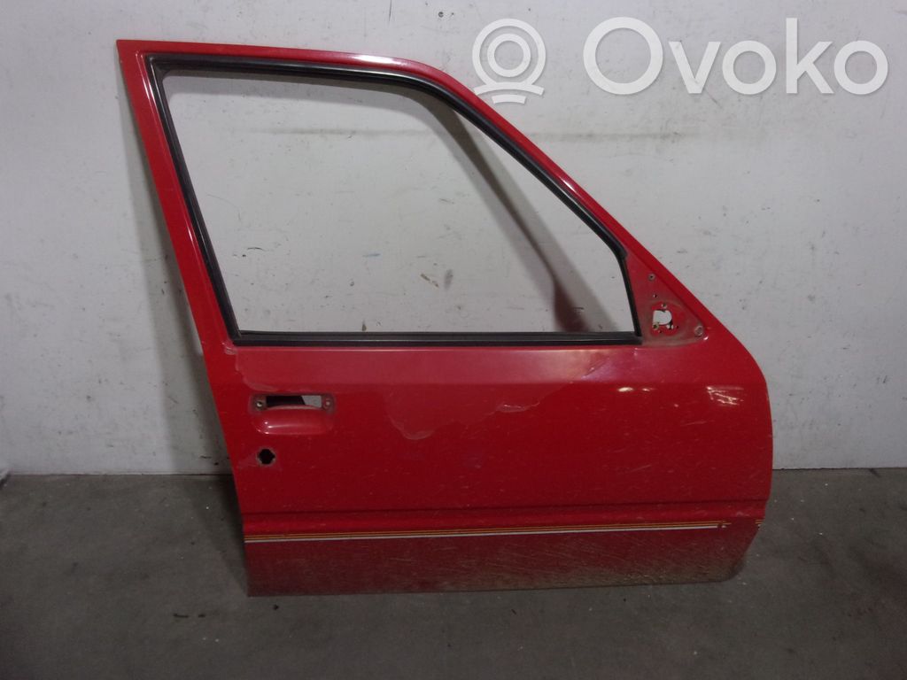 Peugeot 205 Puerta delantera 
