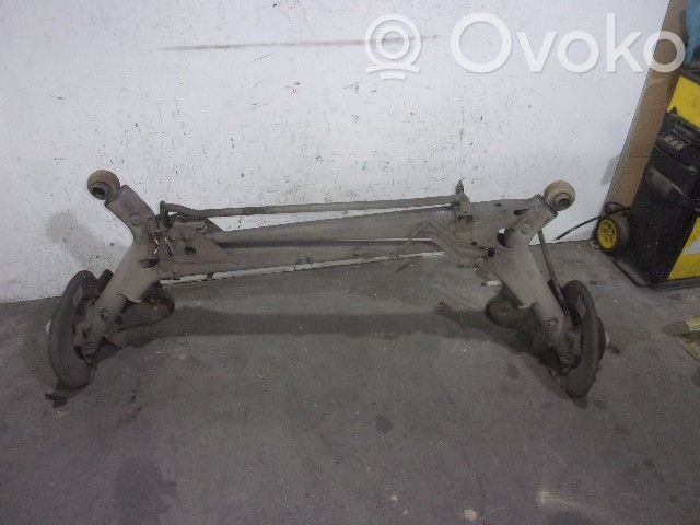 Belka osi tylnej z reduktorem   8250453,BURRA19
