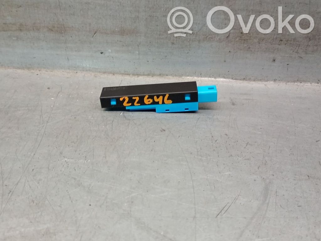 Lexus IS 220D-250-350 Antena de radio 