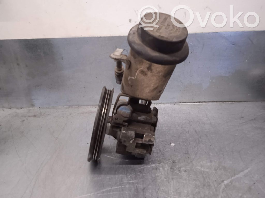 Toyota Yaris Ohjaustehostimen sähköpumppu 