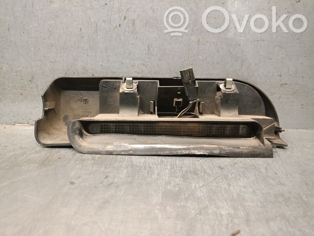 Opel Combo C Third/center stoplight 