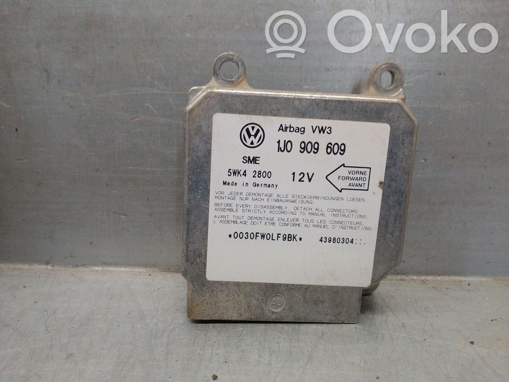Volkswagen Golf SportWagen Unitate/modul de comandă airbaguri 