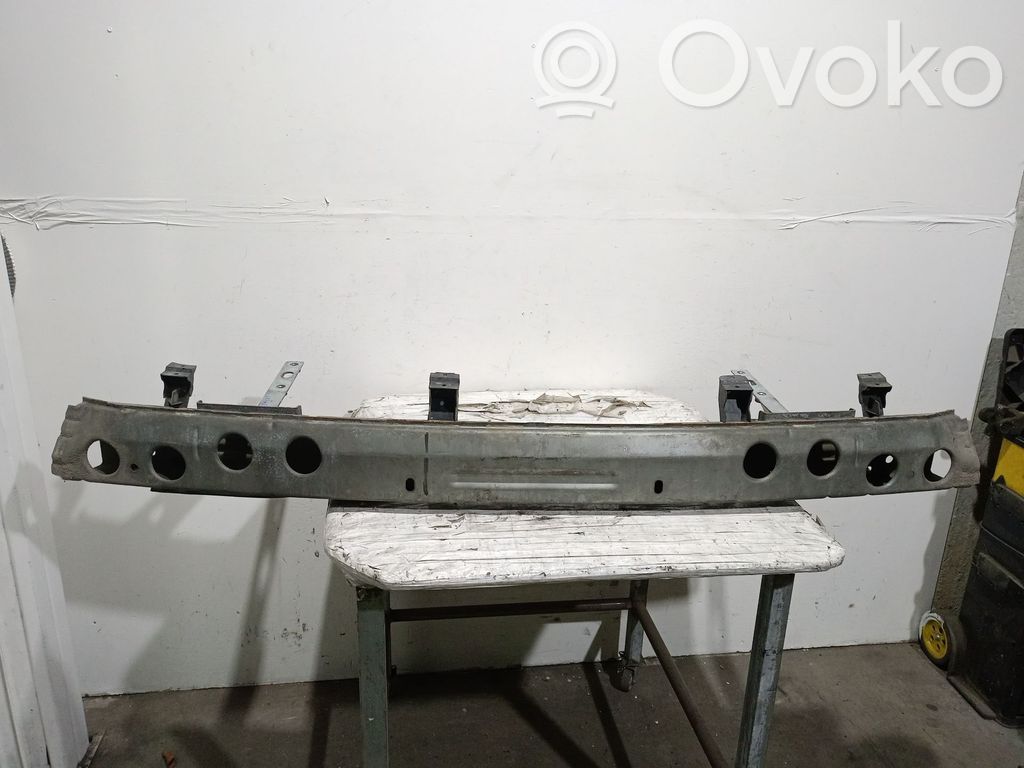 Chrysler Voyager Soporte del parachoques delantero 