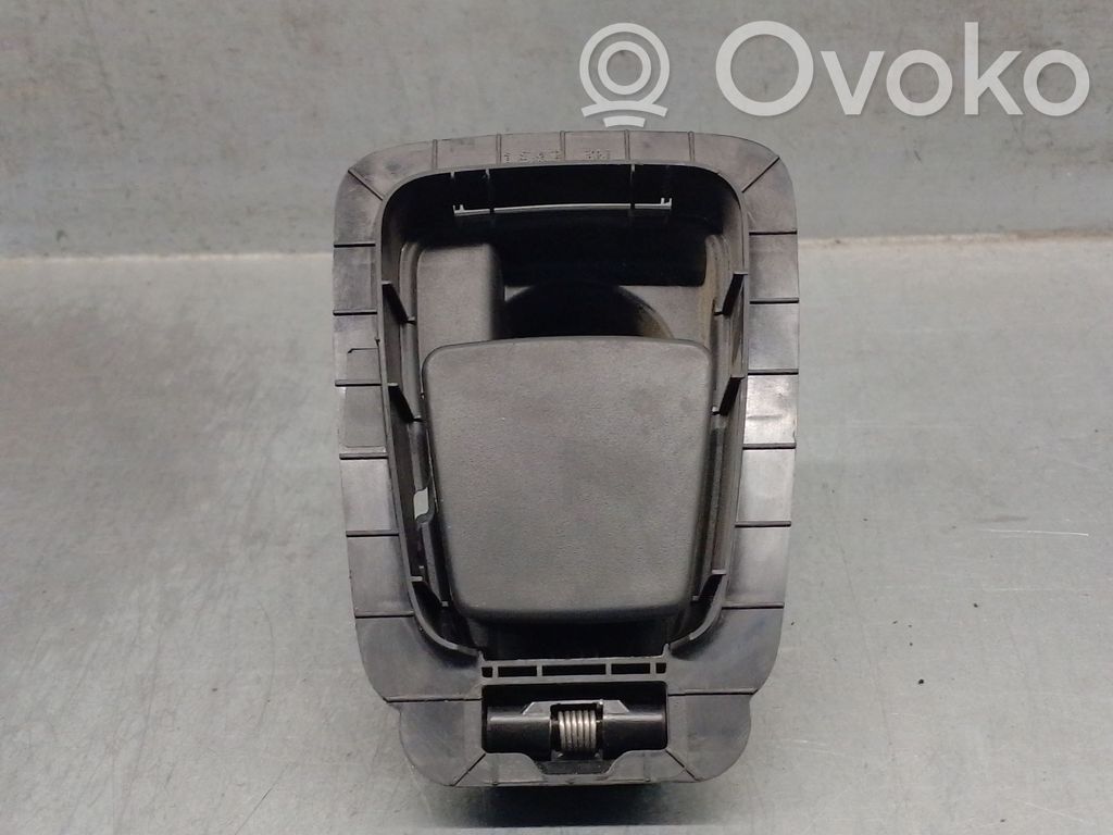 Tie down hook / loop   31651260,31651260