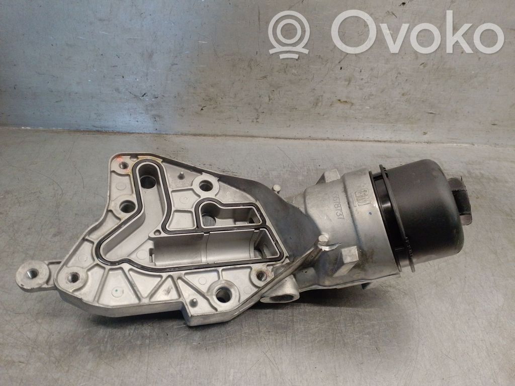 Opel Insignia A Supporto di montaggio del filtro dell’olio 