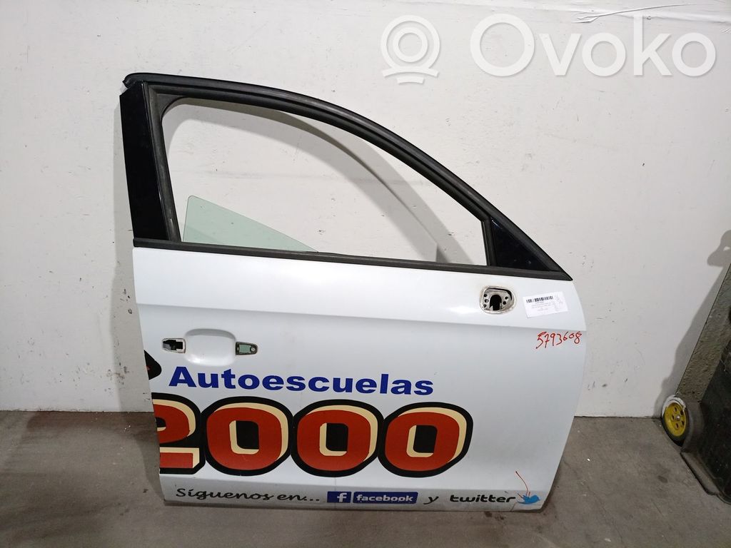 Audi A1 Priekinės durys 