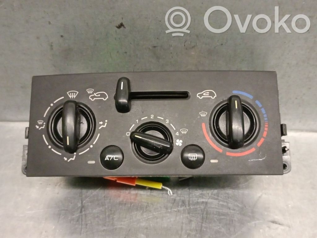 Peugeot 207 Air conditioner control unit module 