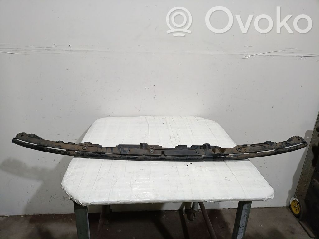 Front bumper mounting bracket   204D4,51127030615