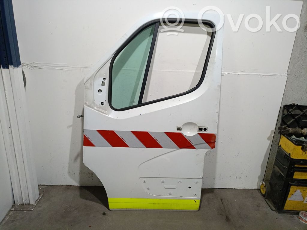 Durvis   M9T882