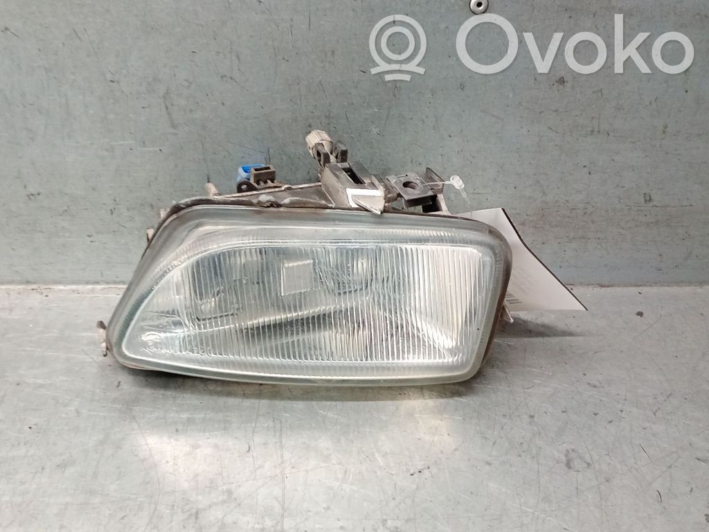 Citroen Saxo Miglas lukturis priekšā 