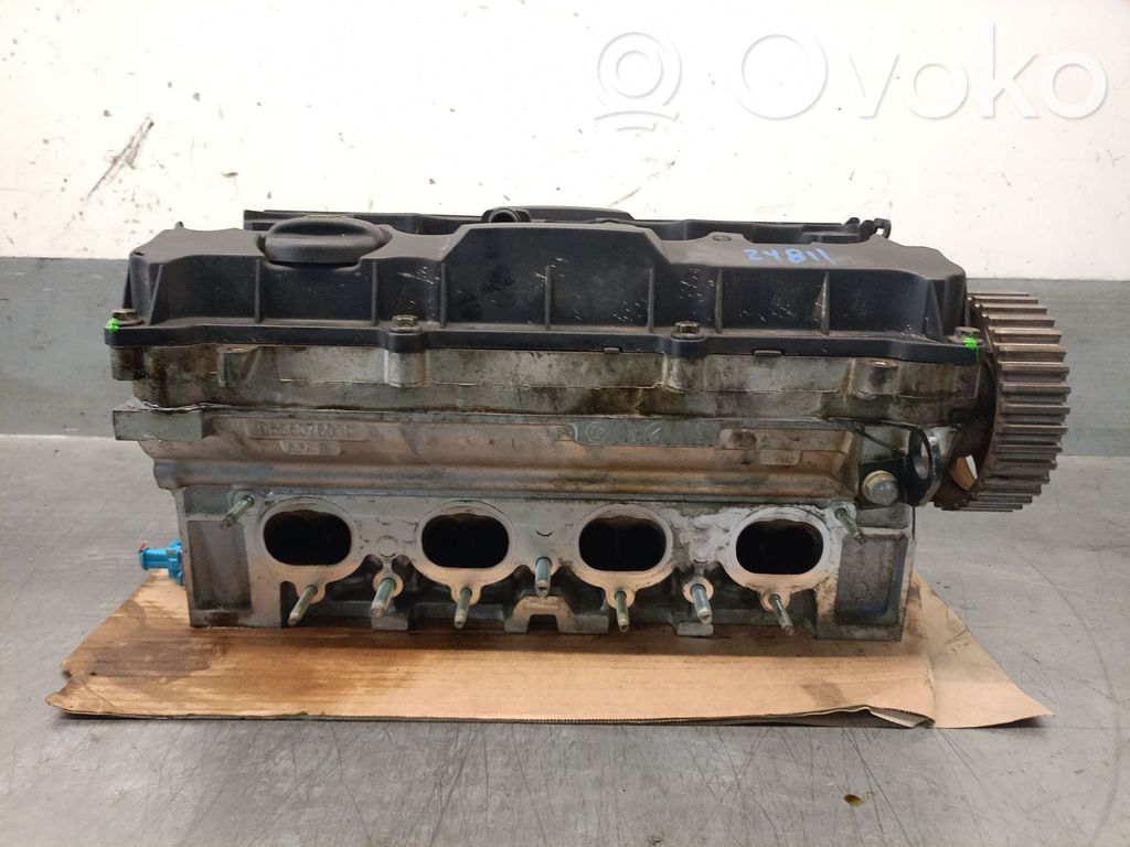 Peugeot 307 Engine head 