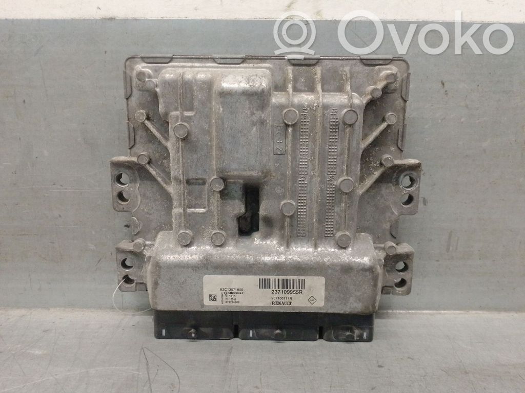 Renault Master III Engine control unit/module 