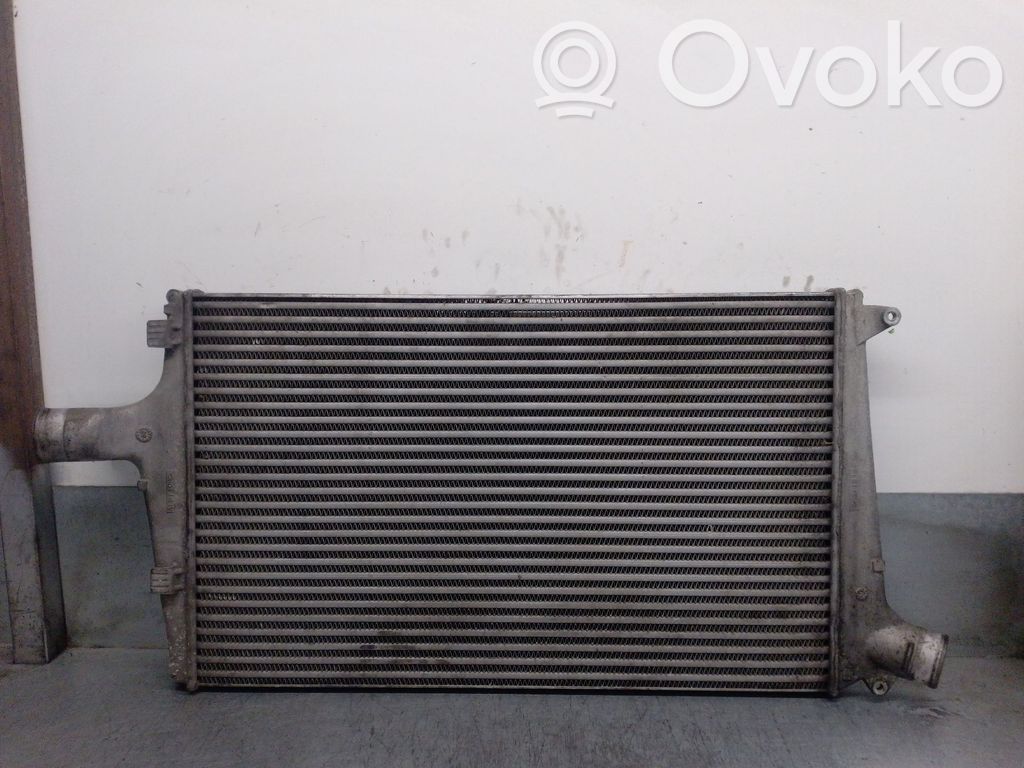 Audi A6 Allroad C5 Interkūlerio radiatorius 