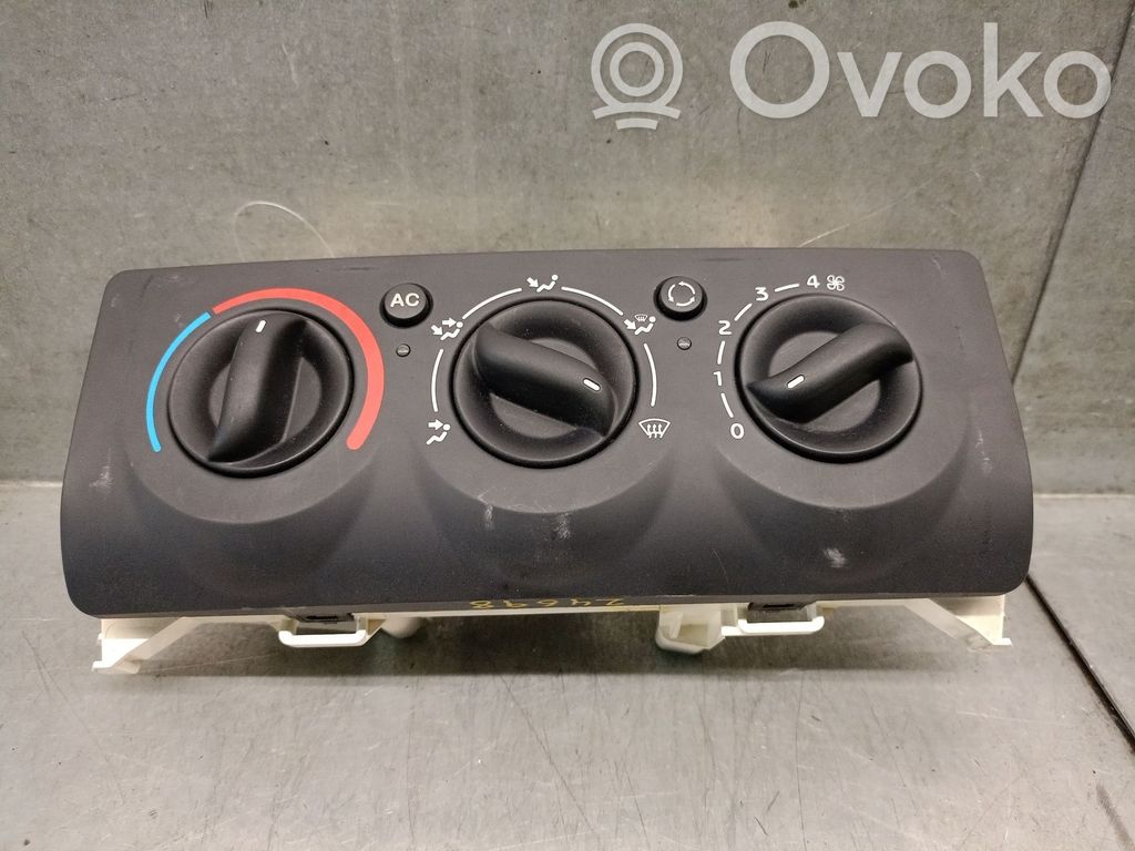 Renault Clio II Air conditioner control unit module 