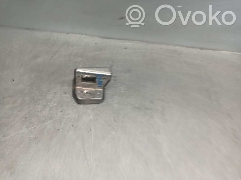 Audi A8 S8 D2 4D Tailgate/trunk/boot hinge 