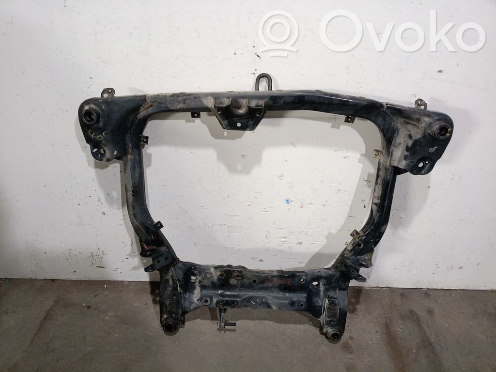 Hyundai i30 Priekinis traversas 