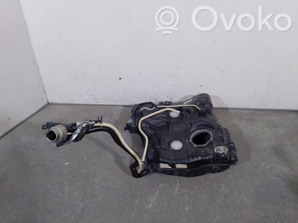 Audi A3 S3 8V Polttoainesäiliö 