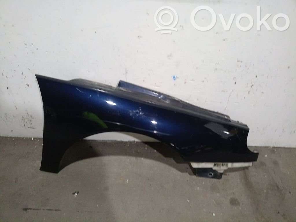 Renault Laguna I Sparnas 