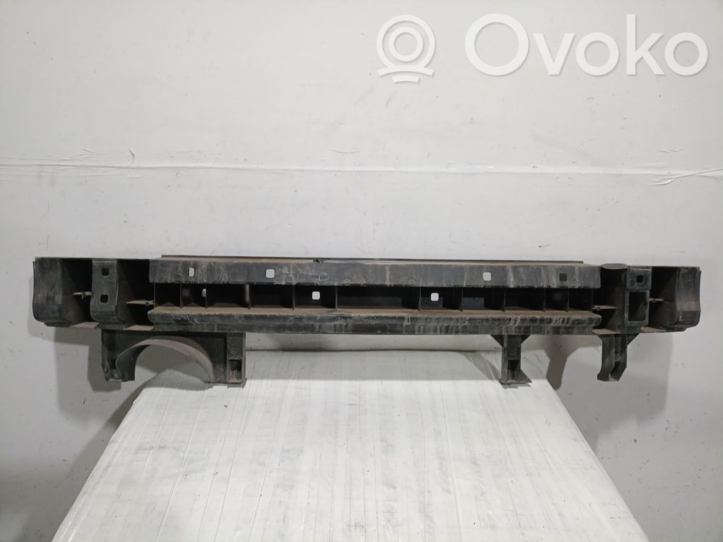 Renault Clio IV Front bumper mounting bracket 
