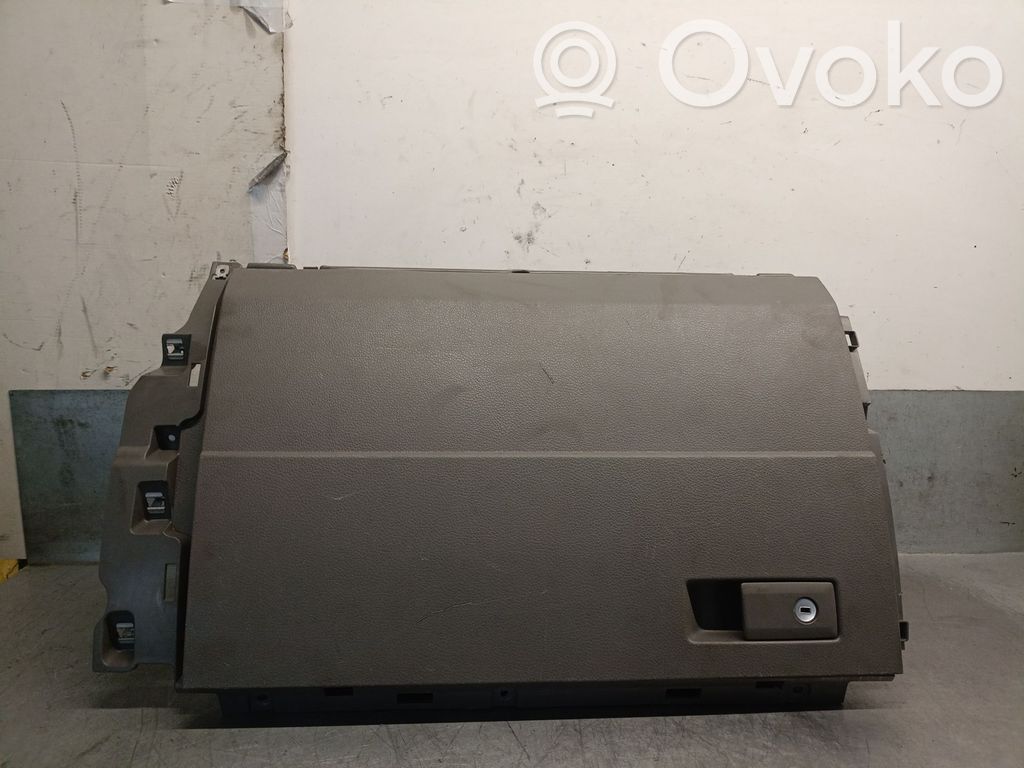 Volkswagen Crafter Handschuhfach 