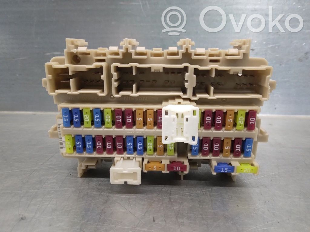 Nissan Qashqai Set scatola dei fusibili 