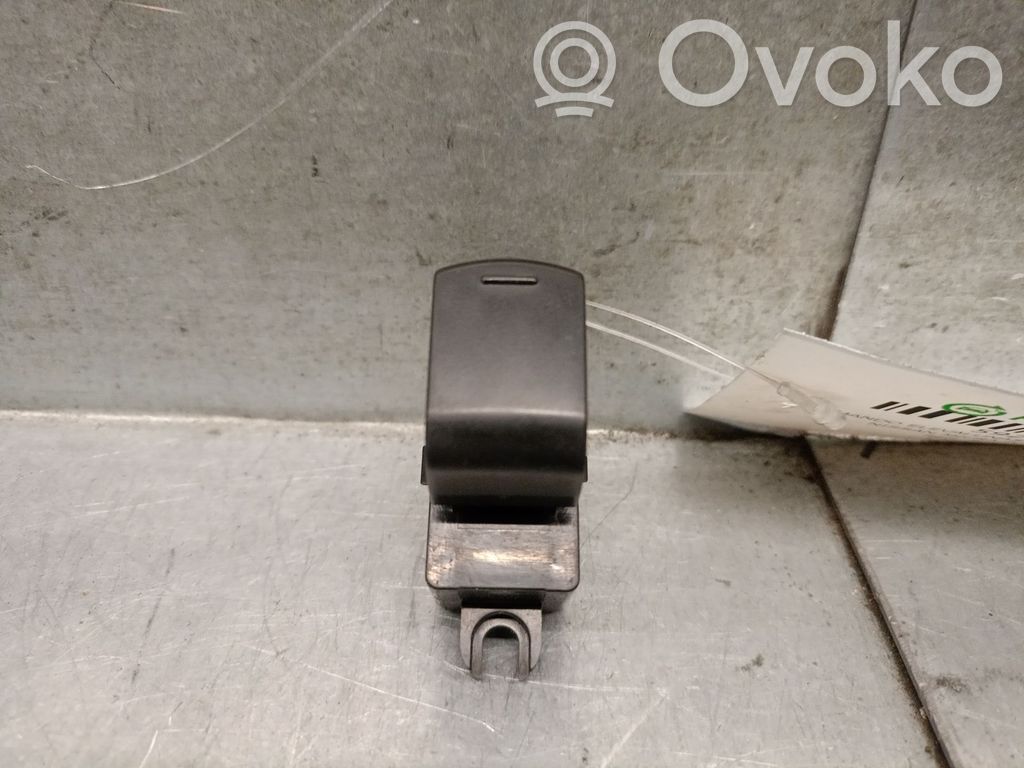 Nissan Micra Interruptor del elevalunas eléctrico 