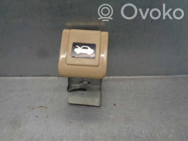 Lexus LS 500 Boucle, crochet d'arrimage