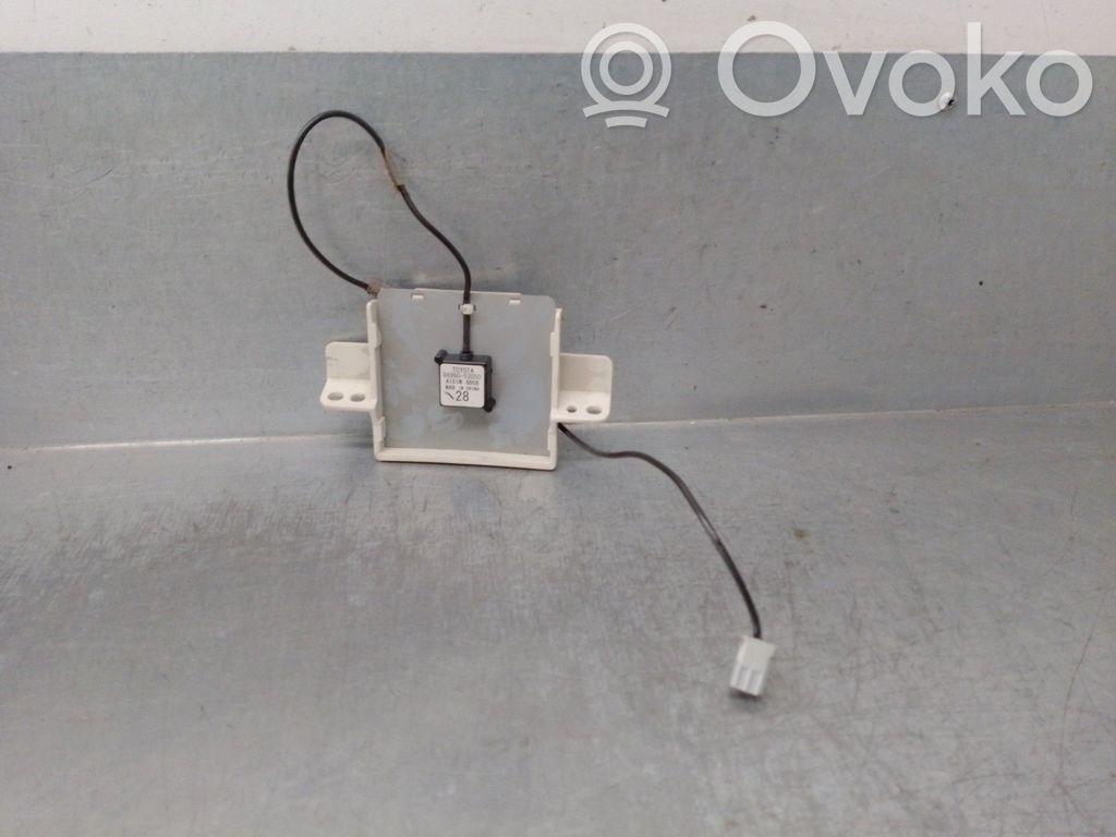 Lexus IS 220D-250-350 Antenna autoradio