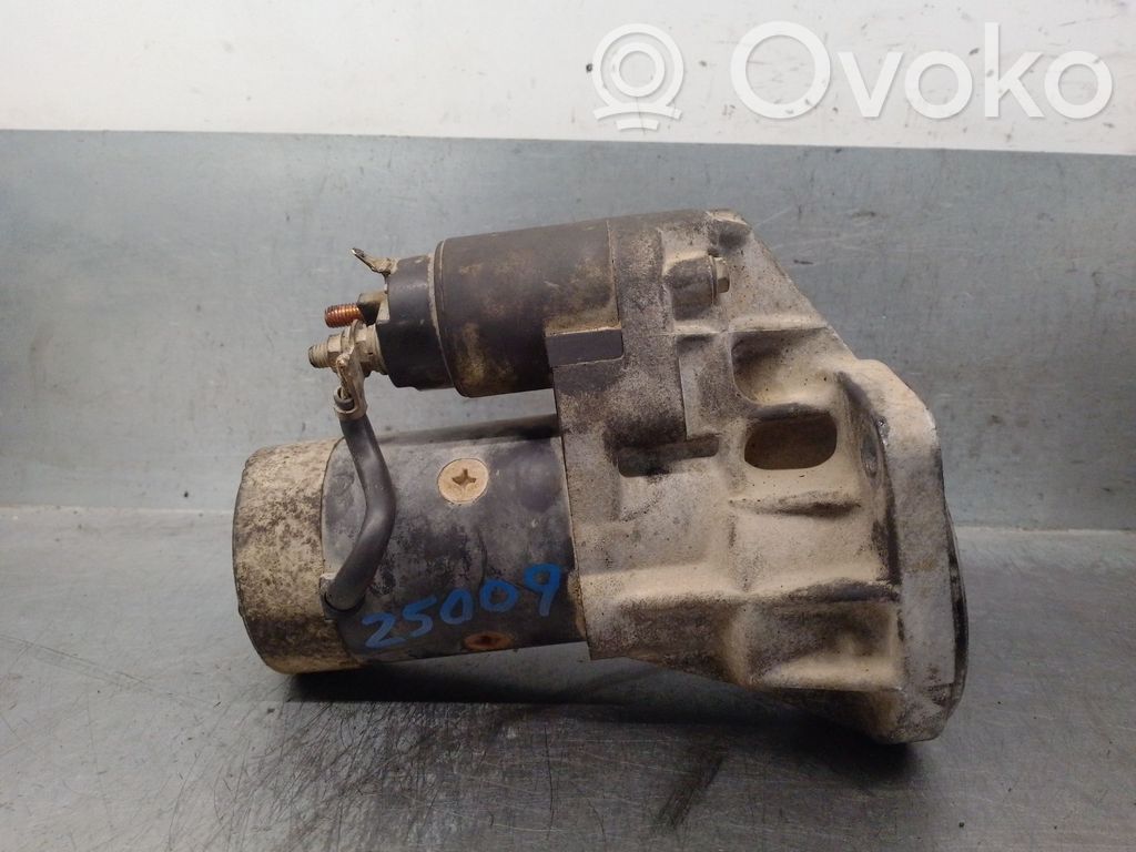 Nissan PickUp Motor de arranque 