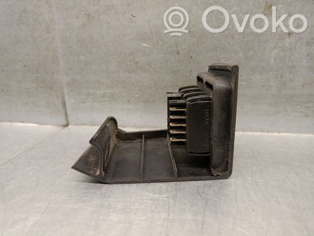 Peugeot 205 Electric window control switch 