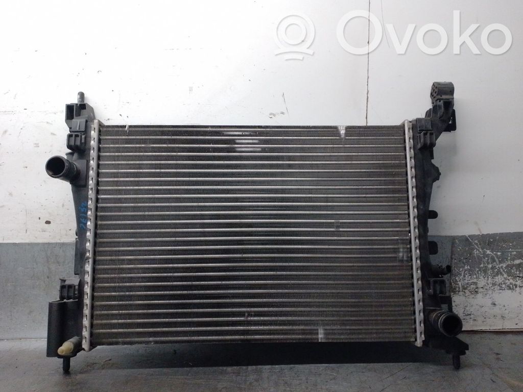 Opel Corsa D Radiatore di raffreddamento 