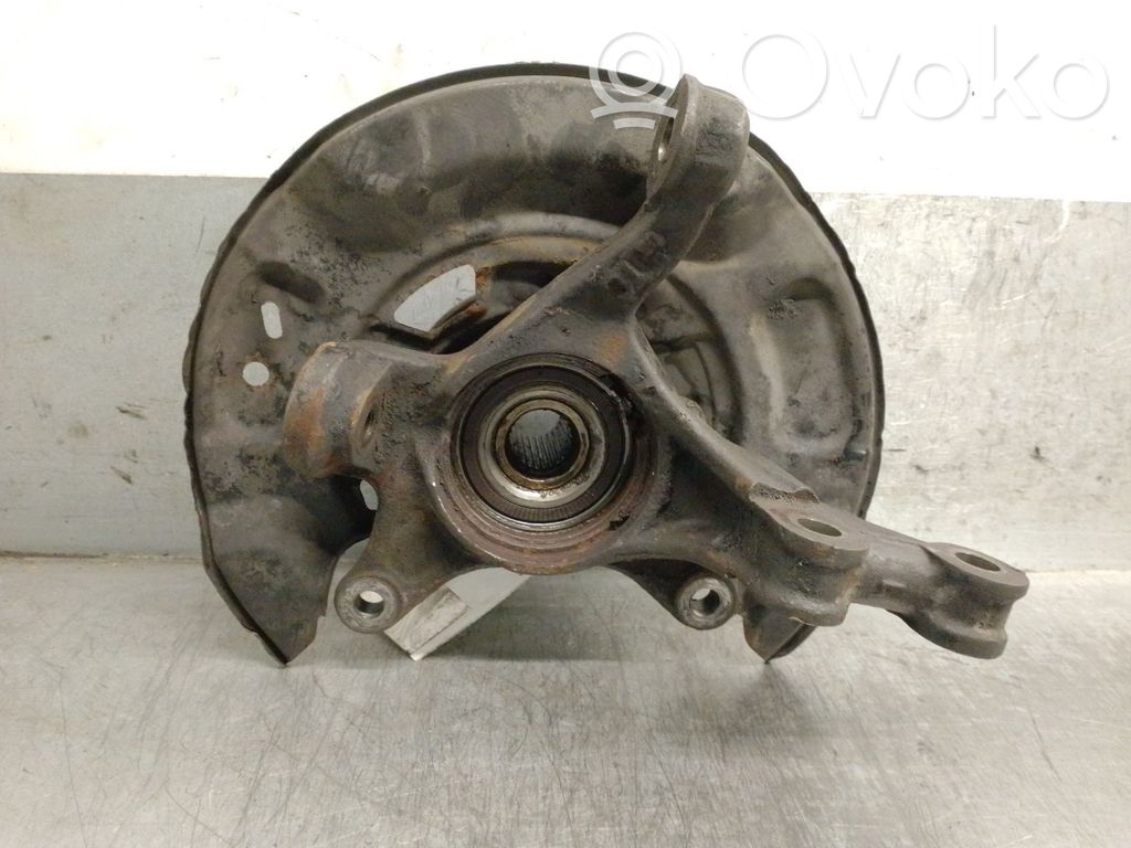 Toyota Yaris Achsschenkel vorne 