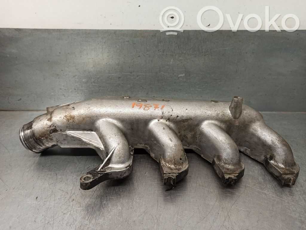 Renault Laguna I Colector de admisión 