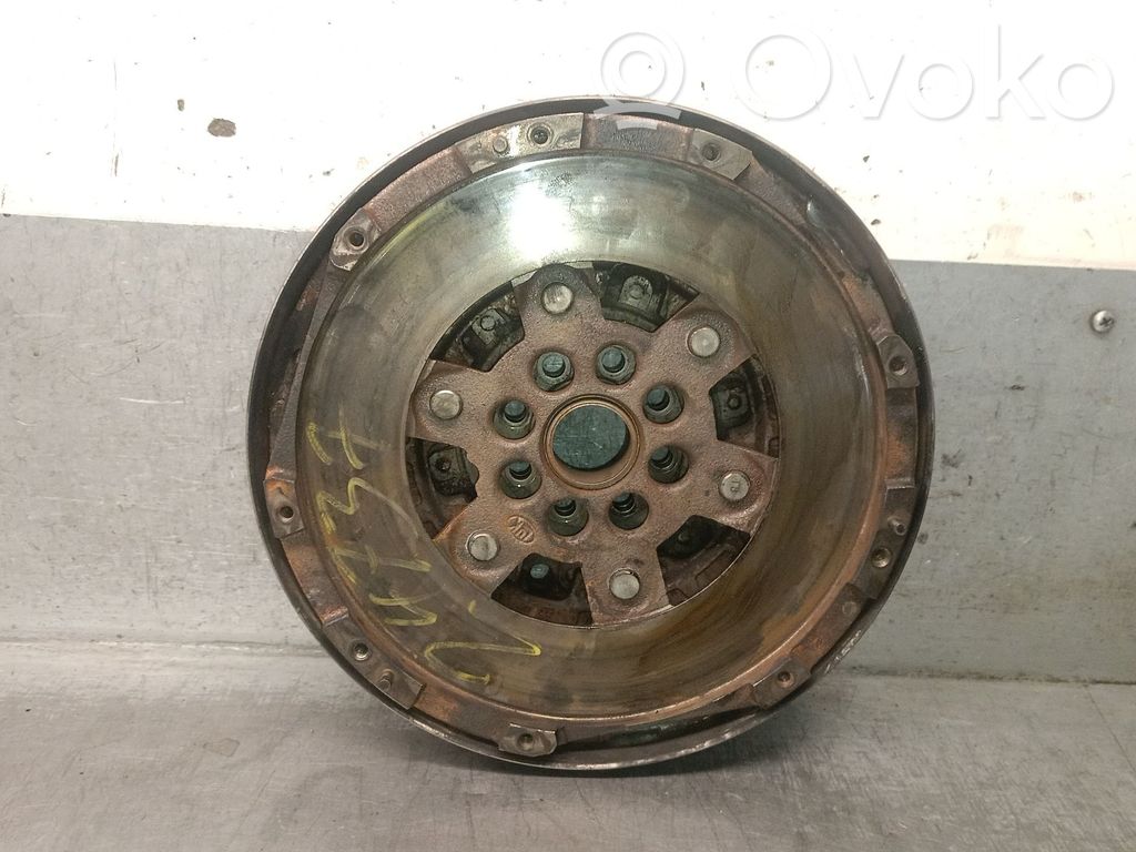 Opel Corsa D Volanta ambreiaj 
