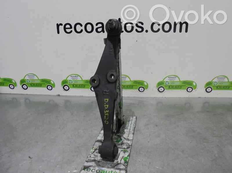 Rover 200 XV Wahacz przedni 