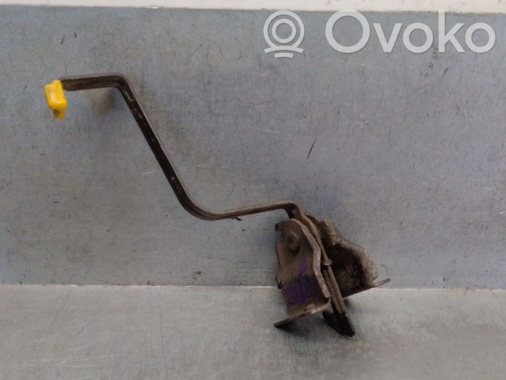 Rover 45 Tie down hook / loop 
