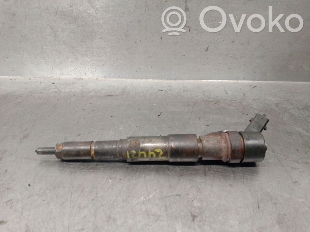 Inyector de combustible   2354045,0445110030BOSCH