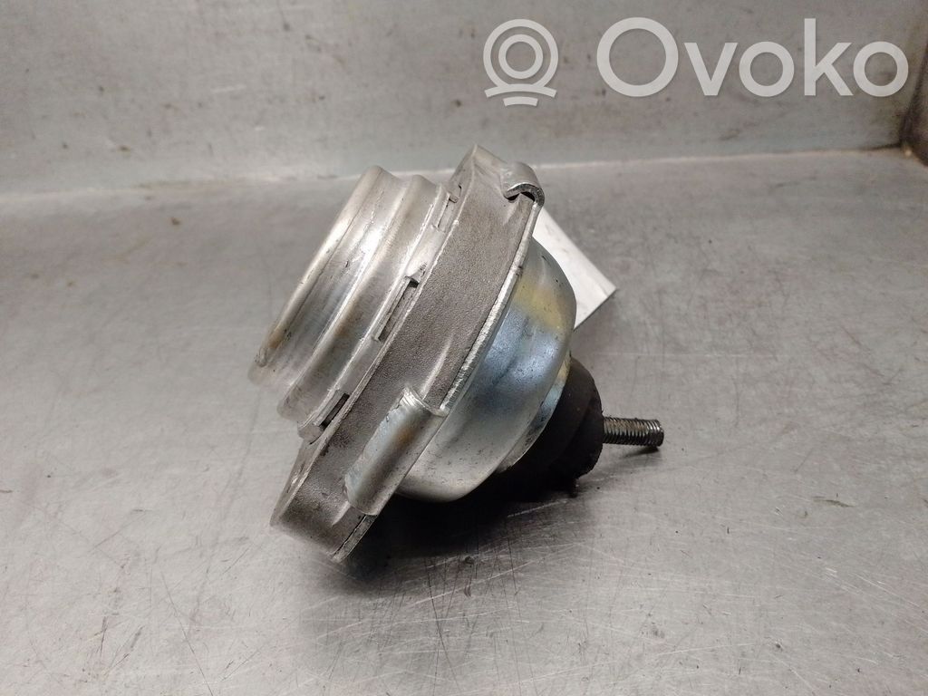 BMW X3 E83 Engine mount bracket 