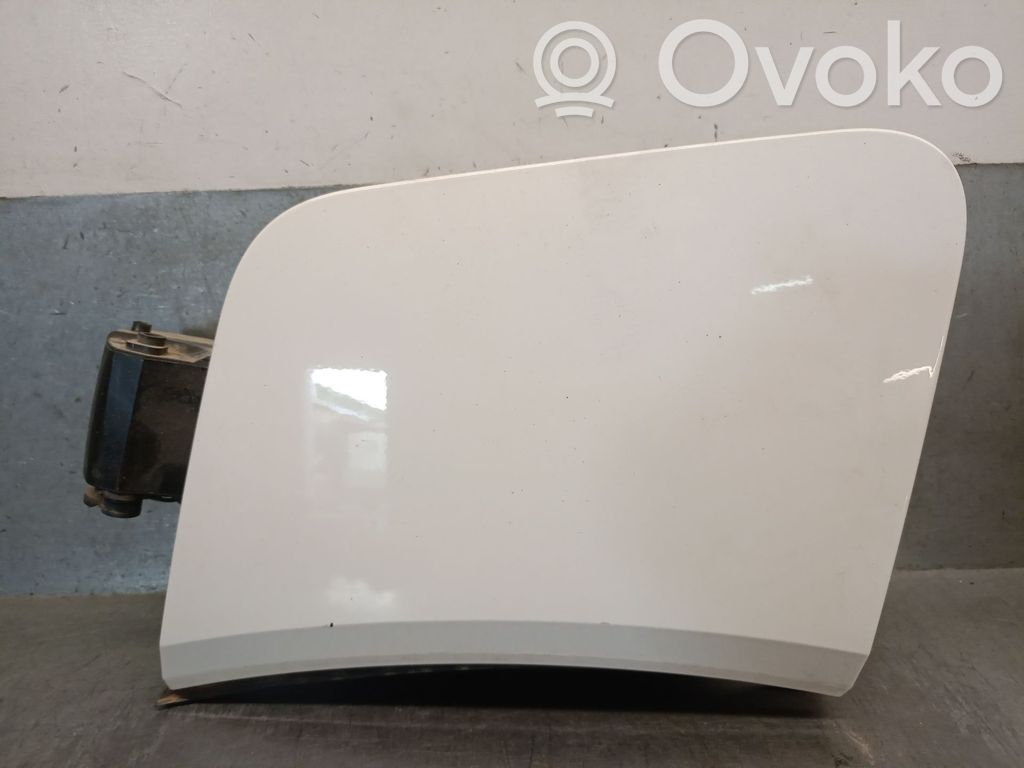 Opel Mokka X Sportello del serbatoio del carburante